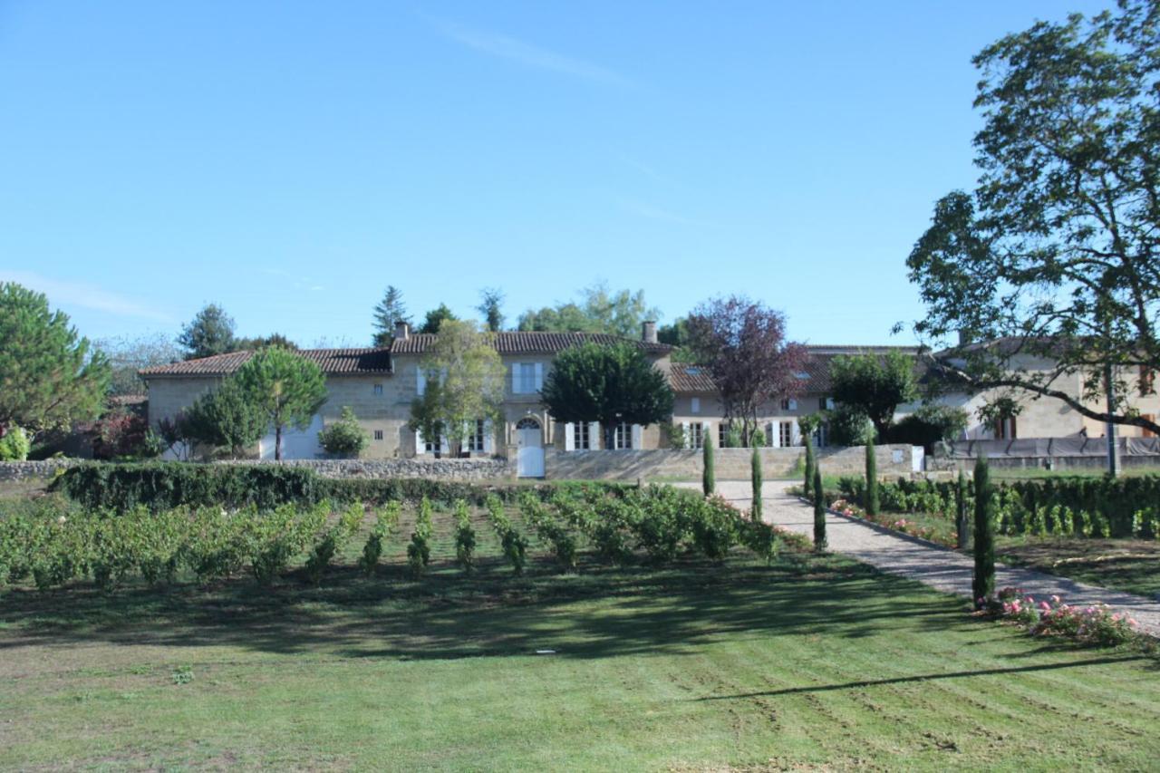 Allee Des Roses Saint-Philippe-dʼAiguille Buitenkant foto